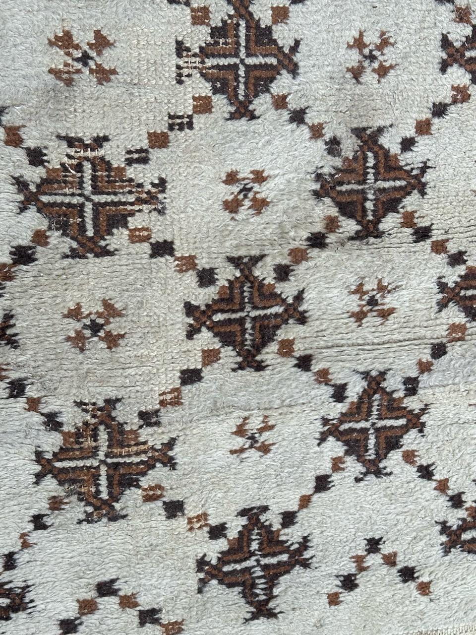 Bobyrug's schöner antiker marokkanischer Teppich im Art Deco Stil  im Angebot 1