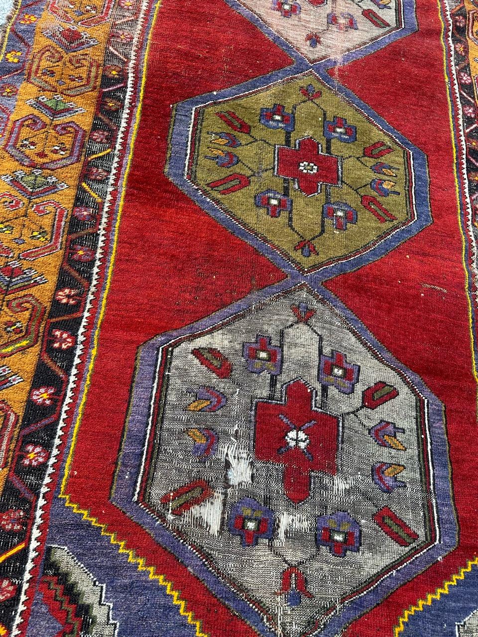 Bobyrug’s nice antique distressed Turkish rug  For Sale 10