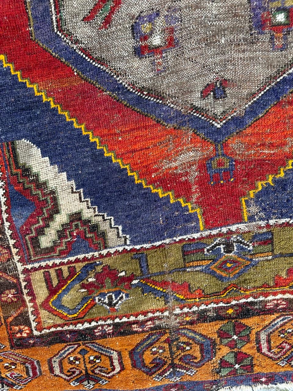 Oushak Bobyrug’s nice antique distressed Turkish rug  For Sale