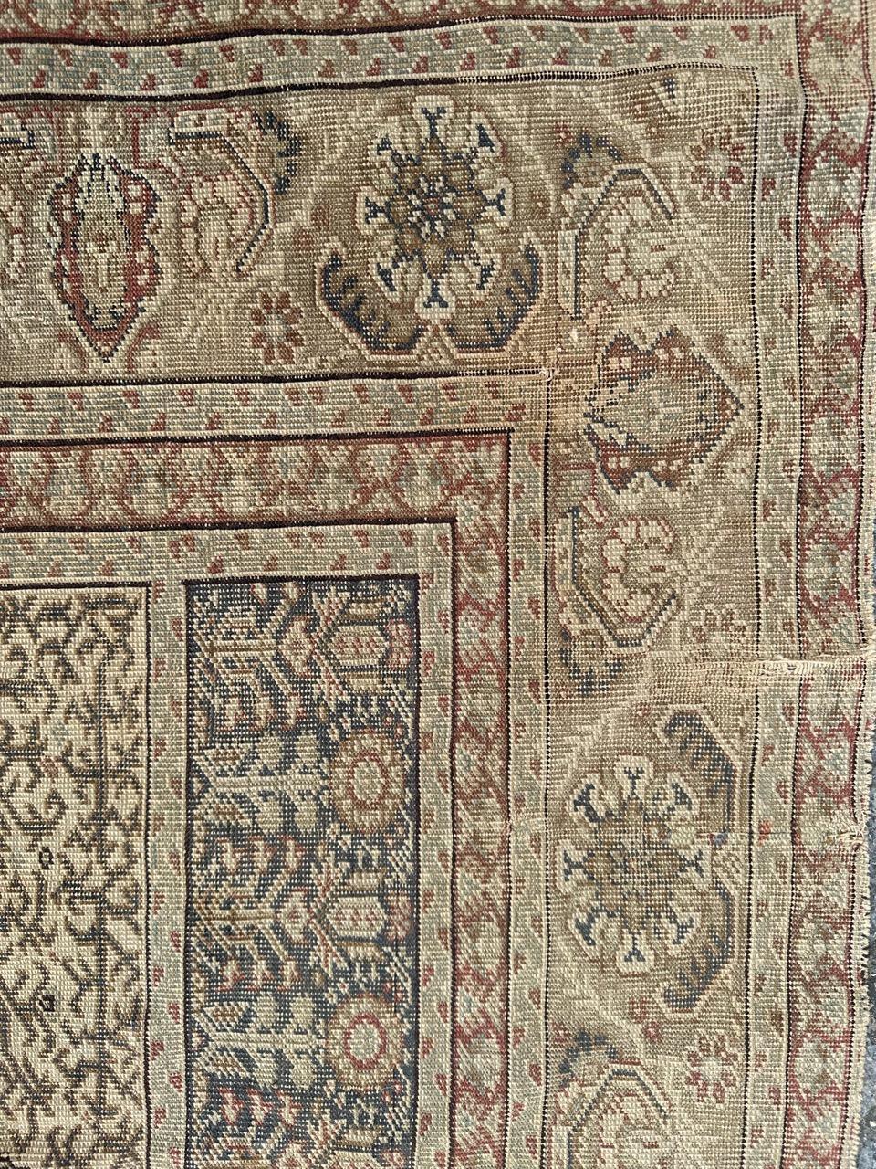Bobyrug’s nice antique Turkish Ghiordes rug In Fair Condition For Sale In Saint Ouen, FR