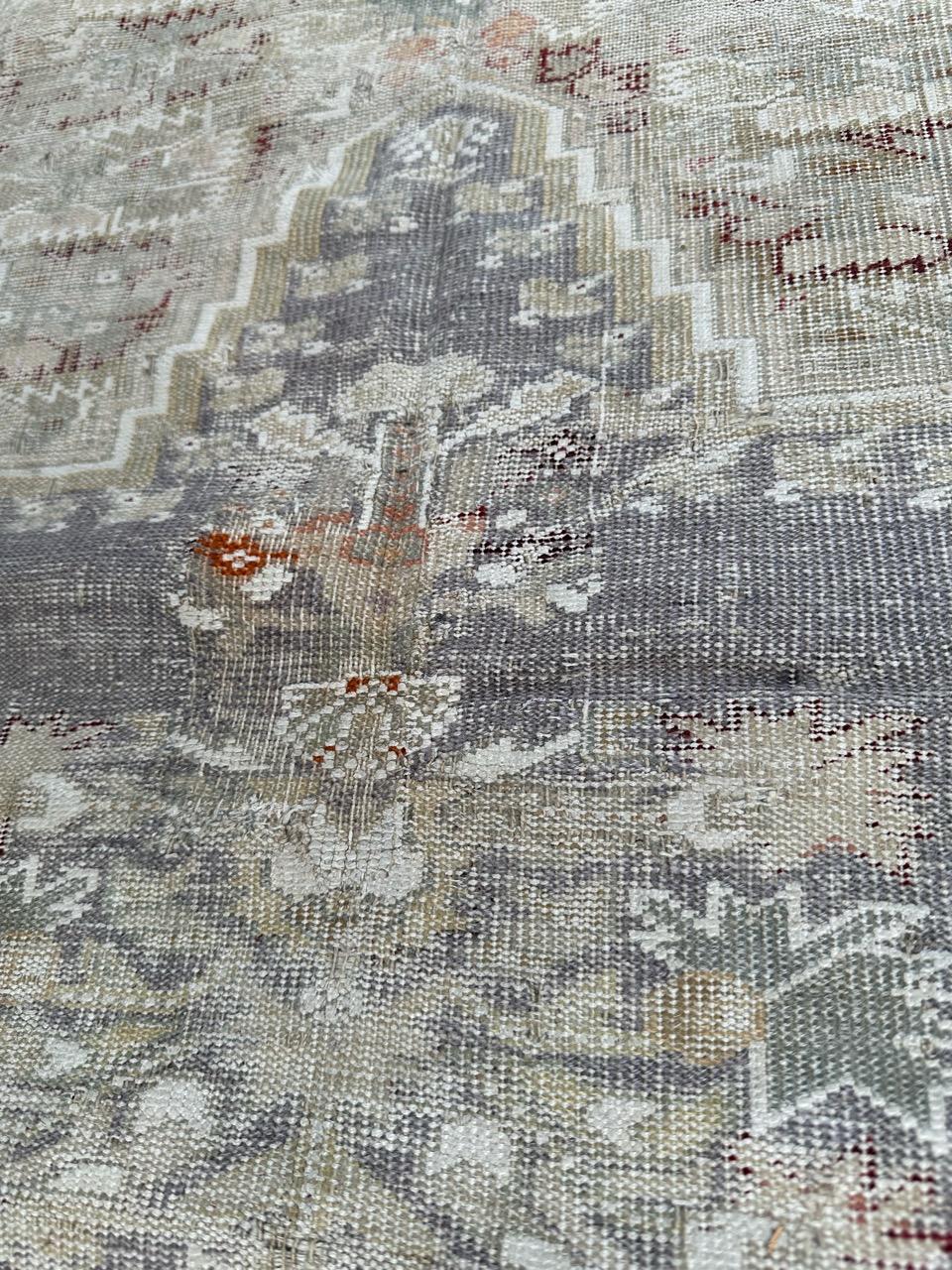 Bobyrugs schöner antiker türkischer Yordes-Teppich aus dem frühen 19.  im Angebot 7
