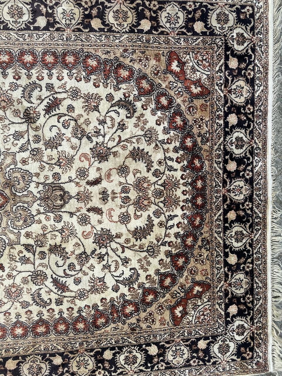 Nice fine Sino Persian silk rug In Good Condition For Sale In Saint Ouen, FR