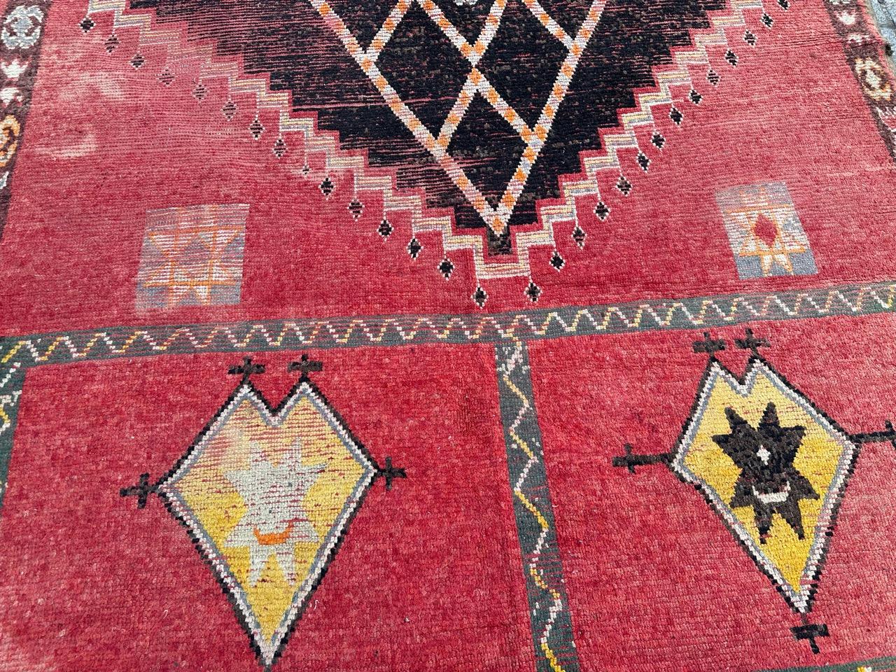 Bobyrug’s nice long Moroccan tribal rug In Fair Condition For Sale In Saint Ouen, FR