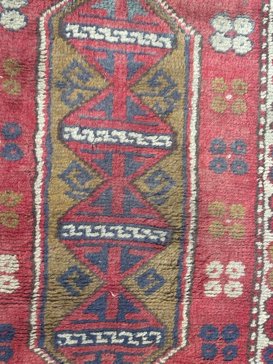 Nice mid century Turkish rug with beautiful geometrical and tribal design and nice colours, with red, green and blue, entirely hand knotted with wool on wool foundation 

✨✨✨
