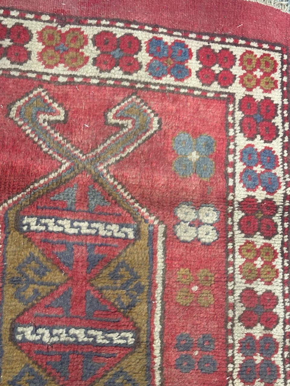Bobyrugs schöner anatolischer türkischer Teppich aus der Mitte des Jahrhunderts (Handgeknüpft) im Angebot