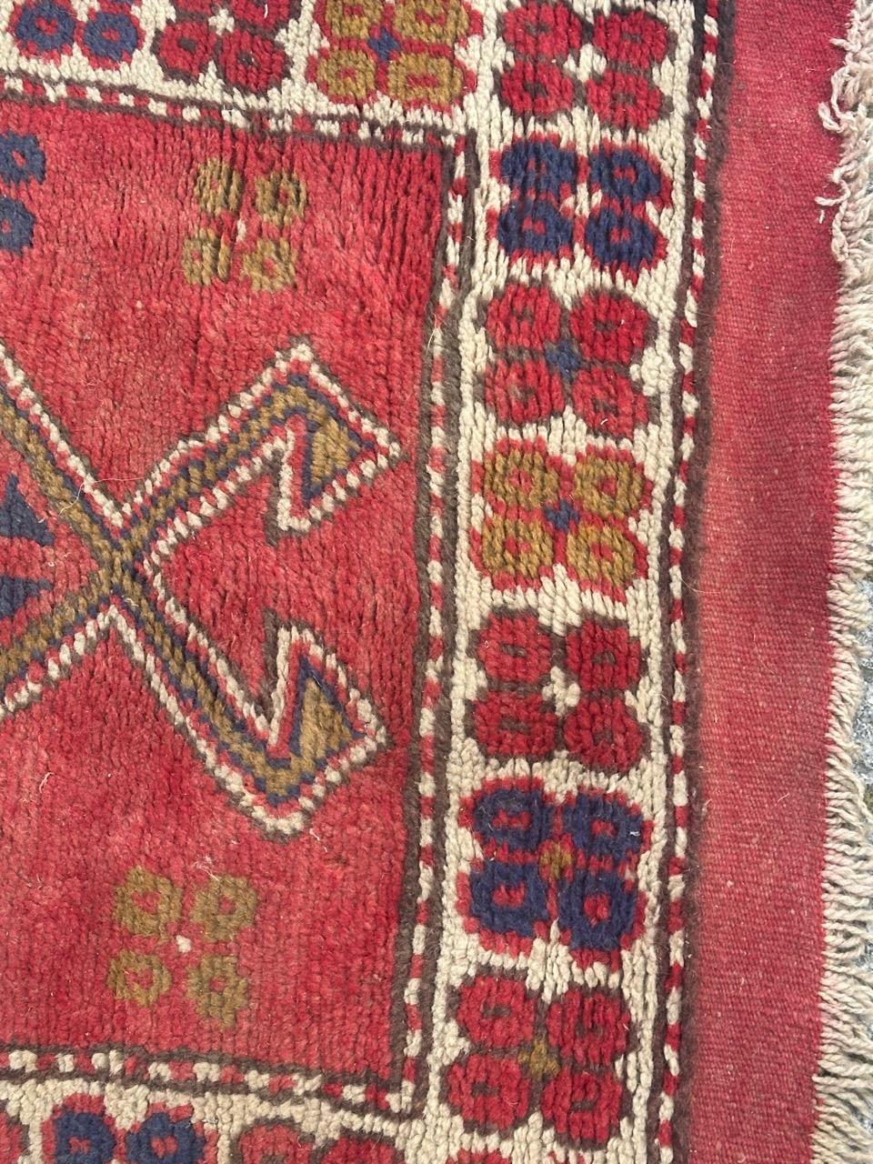 Wool Bobyrug’s nice mid century Anatolian Turkish rug For Sale