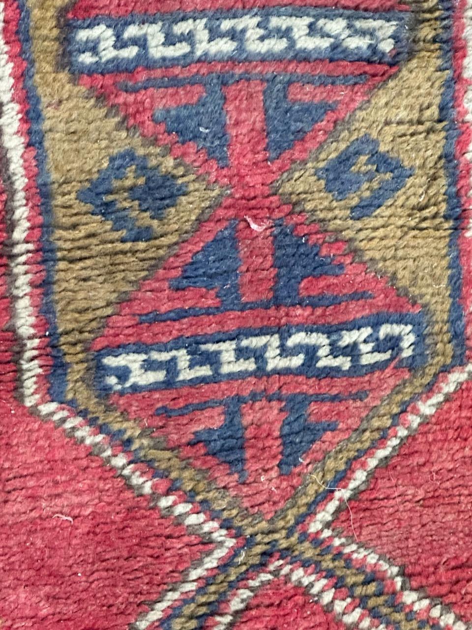 Bobyrugs schöner anatolischer türkischer Teppich aus der Mitte des Jahrhunderts (Wolle) im Angebot