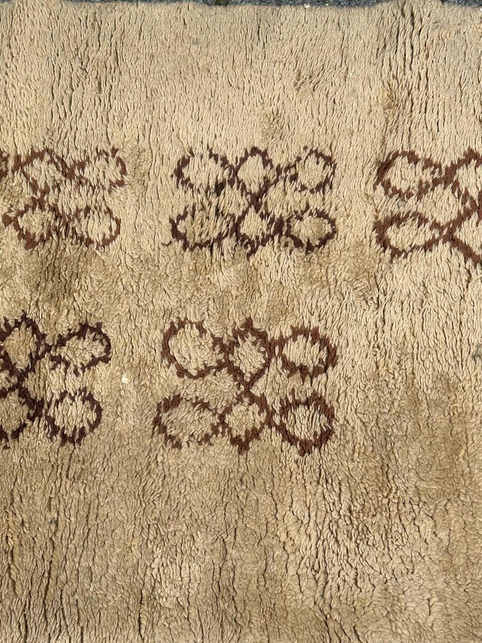 Mid-20th Century nice mid century Moroccan art deco design rug For Sale