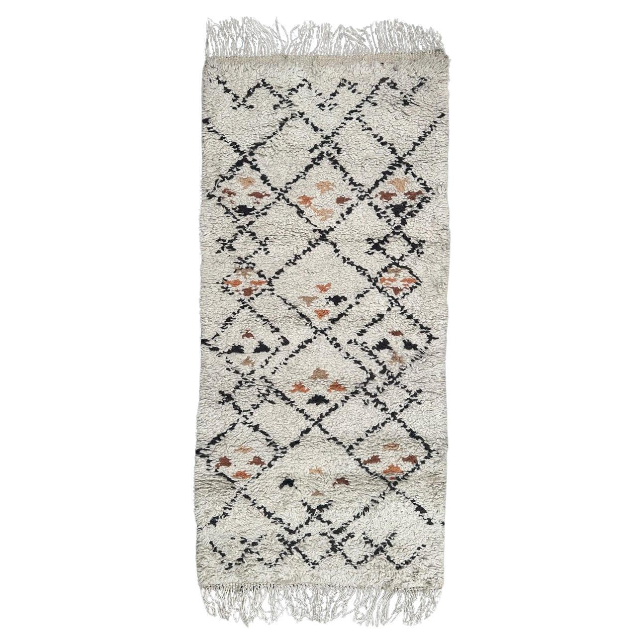 nice mid century small  tribal Beni Ouarain Moroccan rug 