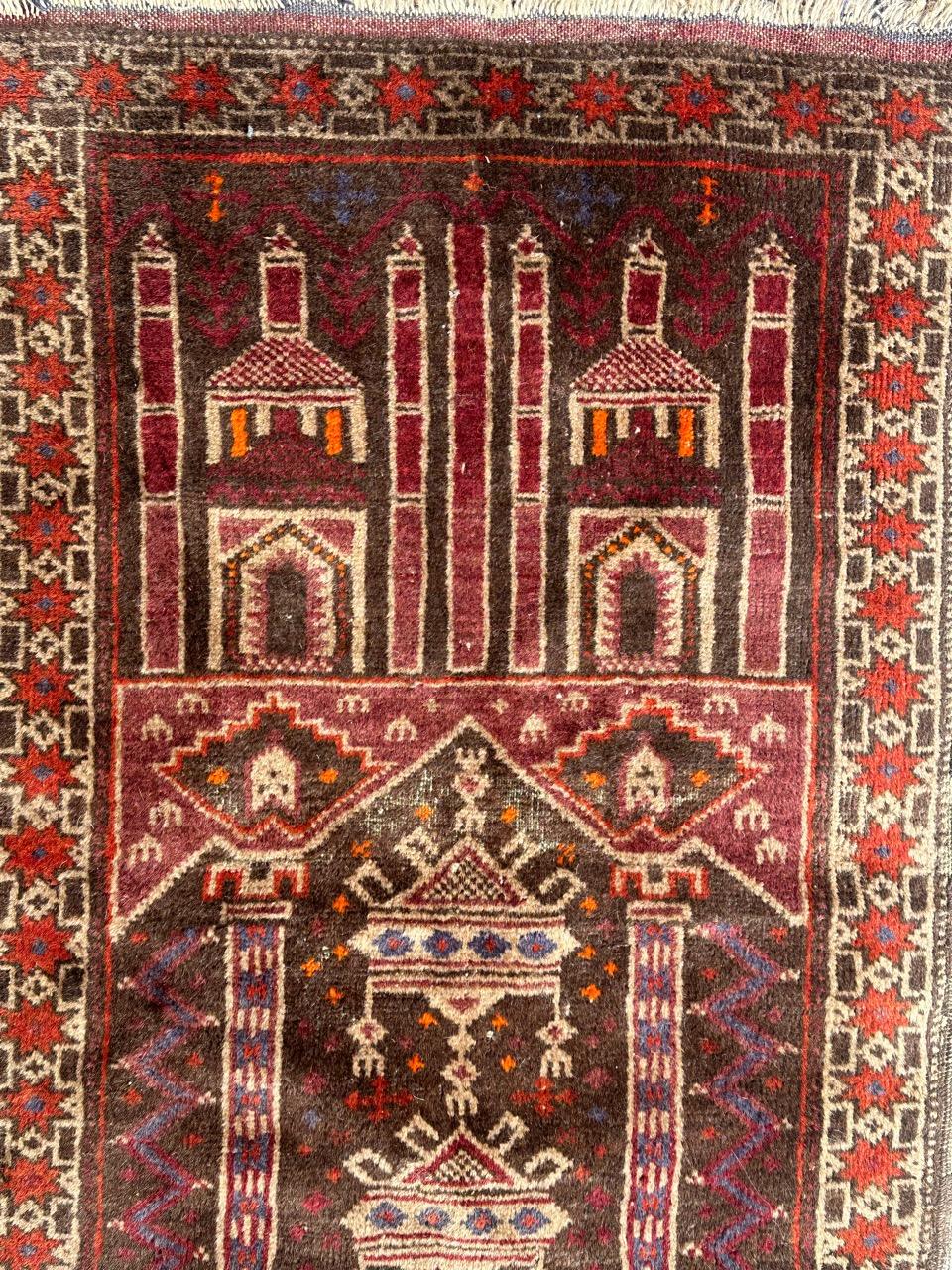 Noué à la main Bobyrug's nice mid century tribal Baluch rug  en vente