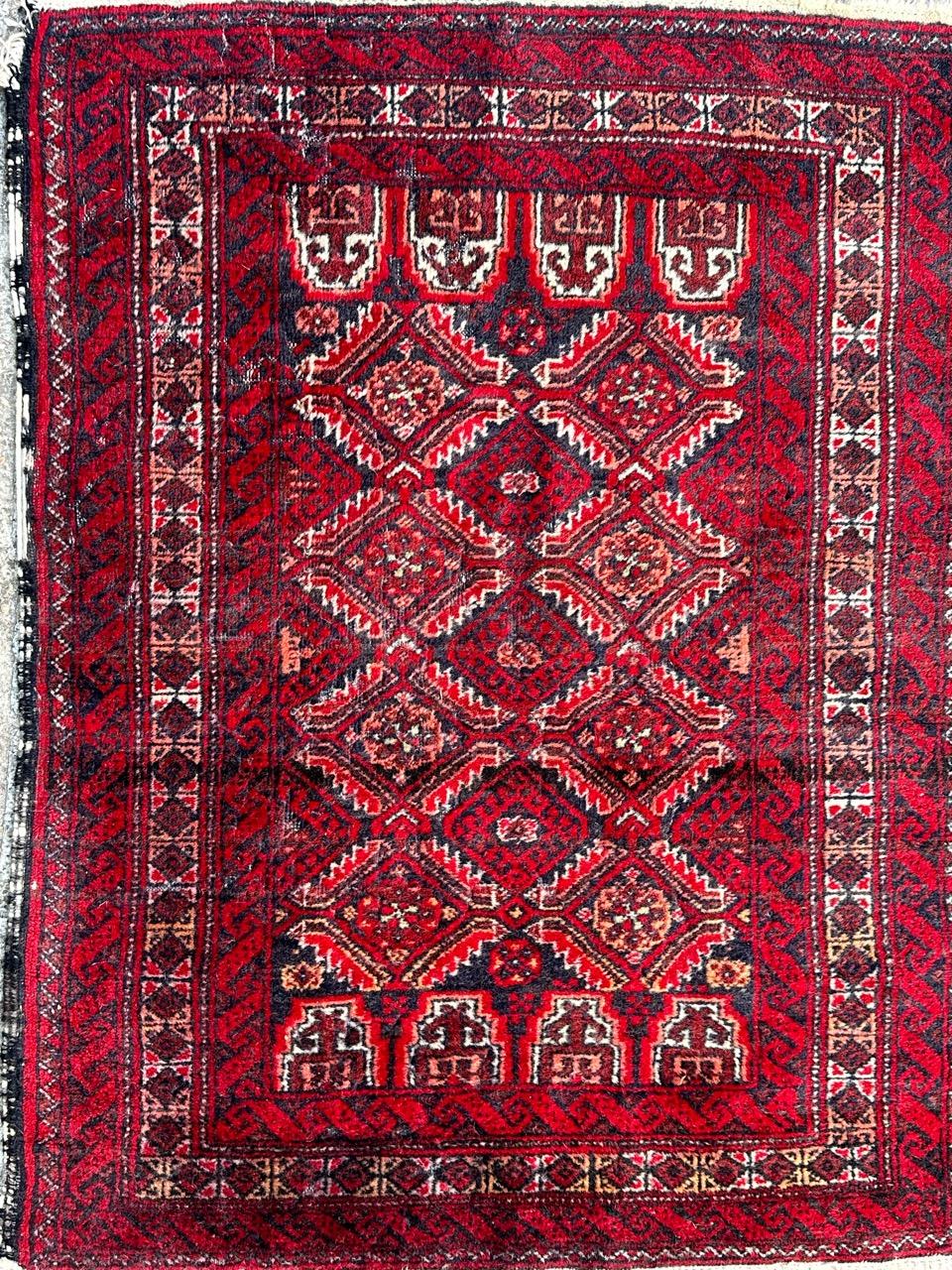 Beau petit tapis baluch vintage en vente 5