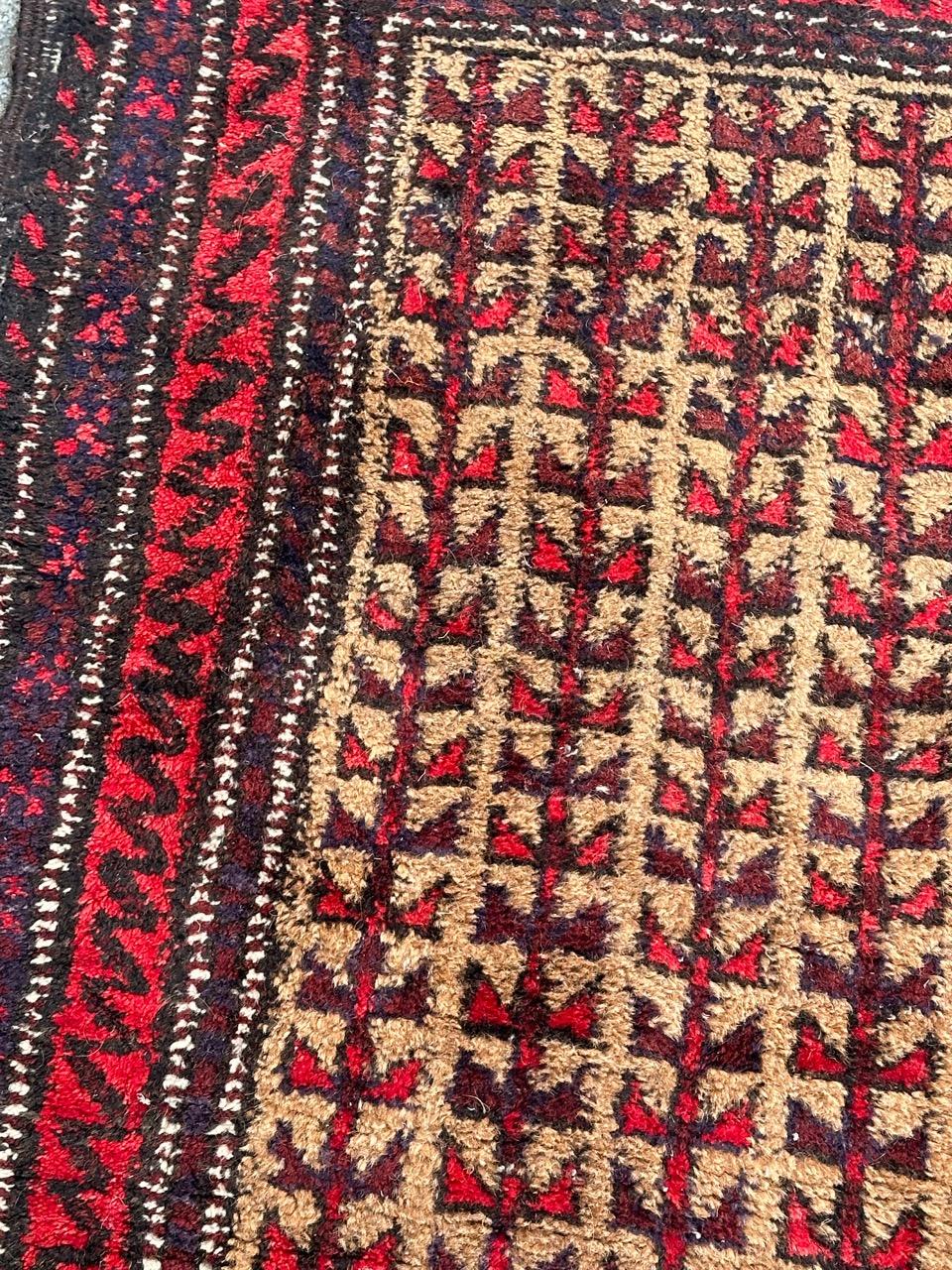 nice small vintage Baluch rug  In Fair Condition For Sale In Saint Ouen, FR