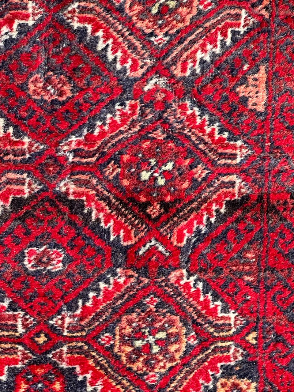 nice small vintage Baluch rug  In Fair Condition For Sale In Saint Ouen, FR