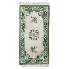 Bonita alfombra vintage china art decó de Bobyrug 