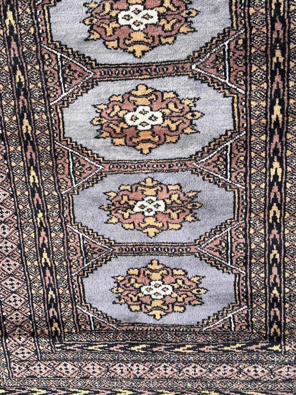 Bobyrug’s nice vintage Pakistani rug  For Sale 1
