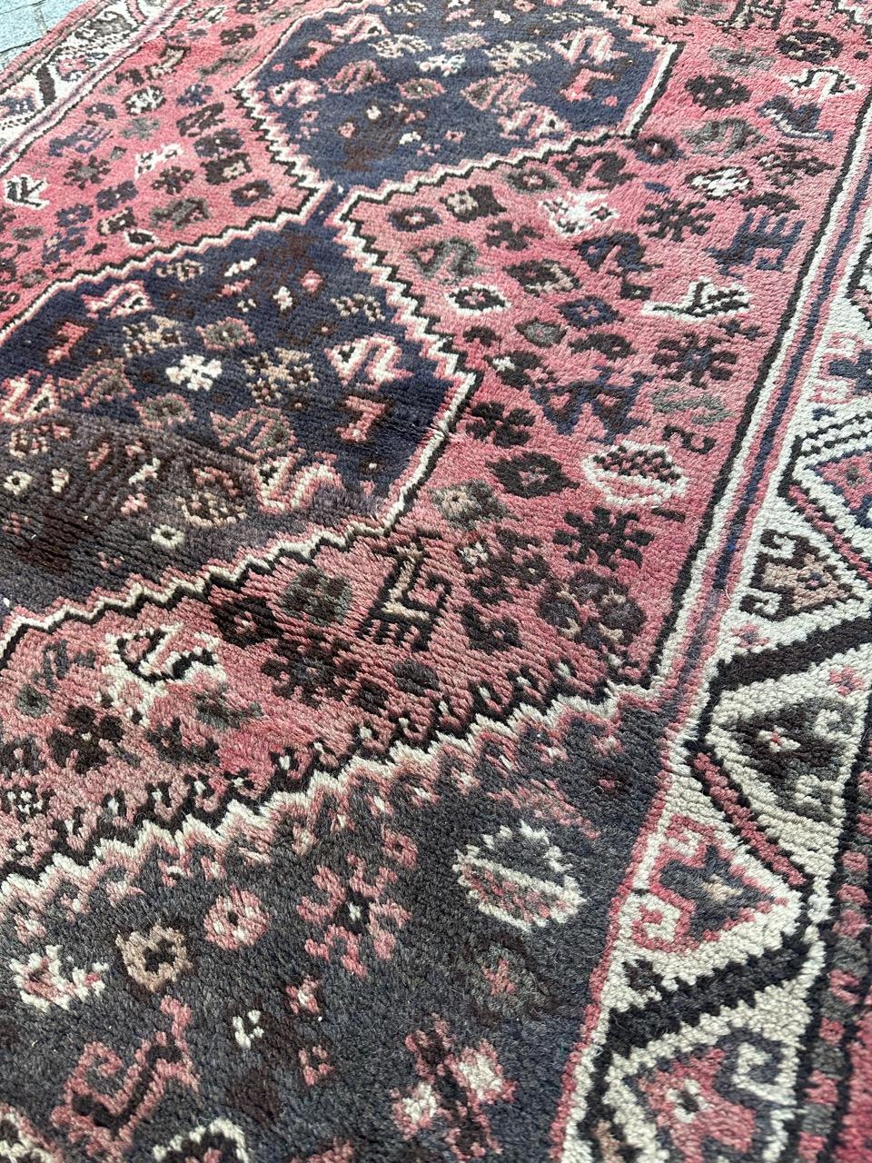 Bobyrug’s nice vintage Shiraz rug  For Sale 7