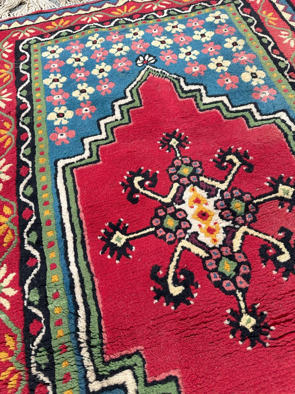 Wool Bobyrug’s nice vintage tribal Tunisian rug For Sale