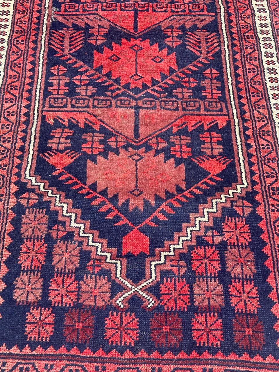 Bobyrug’s nice vintage Turkish rug  For Sale 3