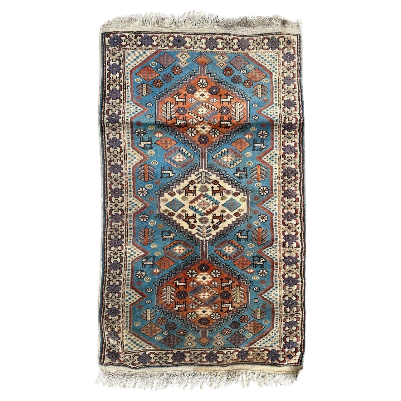 Bobyrug’s nice vintage Turkish rug For Sale