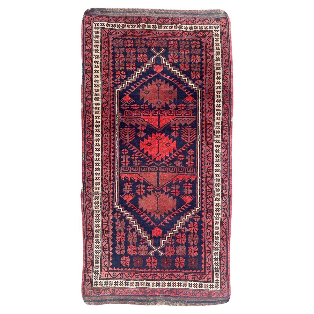 Bobyrug’s nice vintage Turkish rug  For Sale
