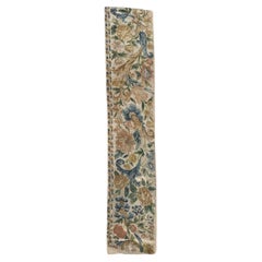 Le joli fragment de tapisserie à l'aiguille française du 18e siècle de Bobyrug