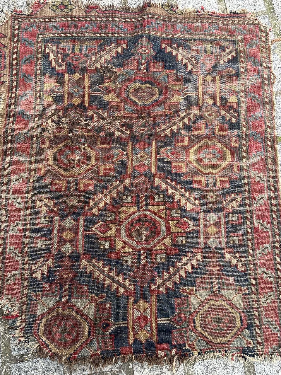 Le joli fragment de tapis antique de collection du nord-ouest de Bobyrug  en vente 4