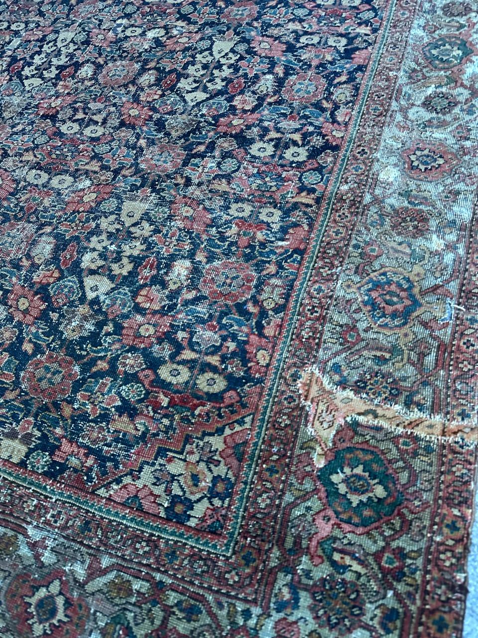 Bobyrug’s pretty antique distressed fine Farahan rug  For Sale 3