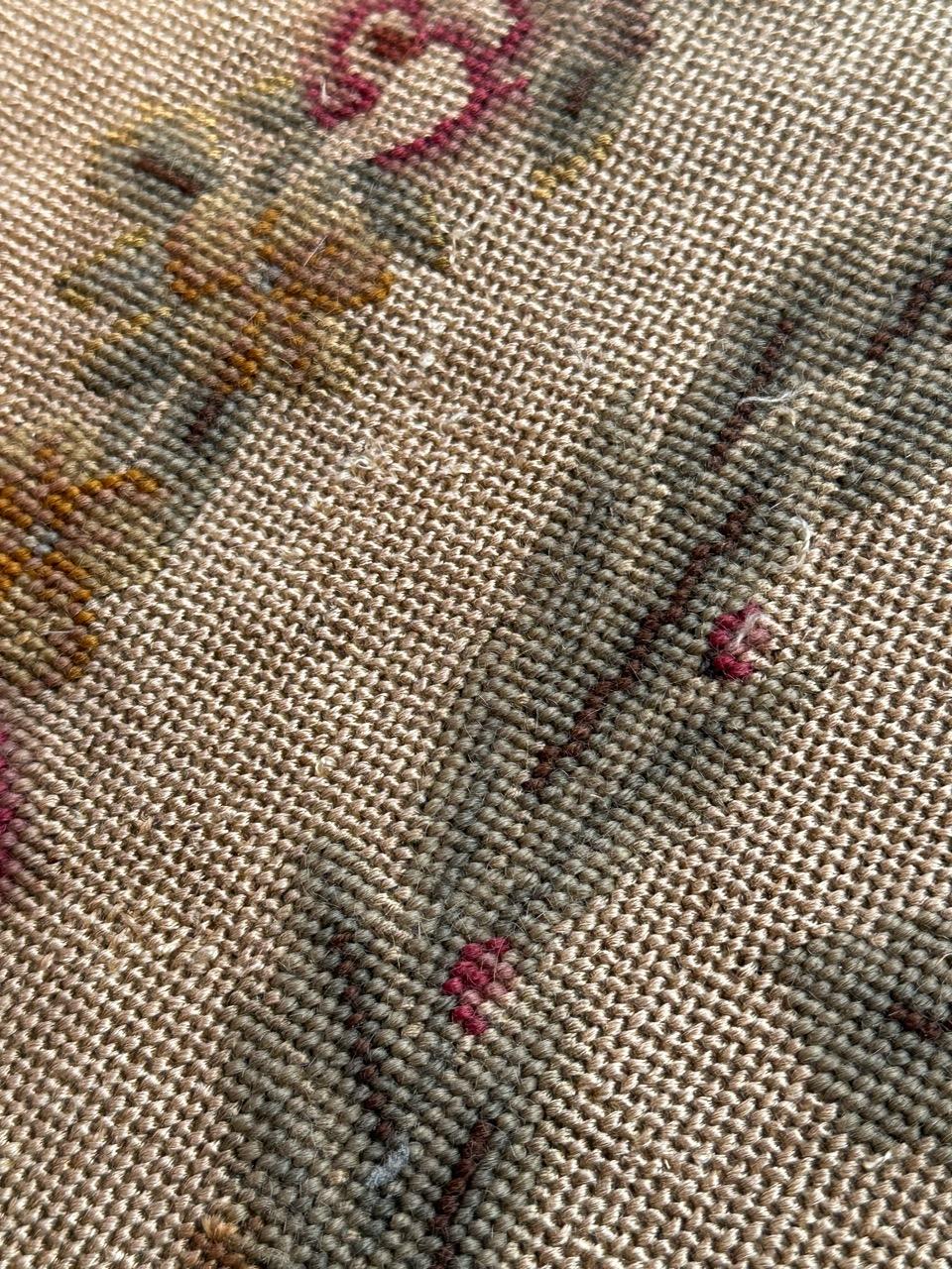 Bobyrug's hübscher antiker französischer Nadelspitze-Stuhlbezug Wandteppich  im Angebot 3