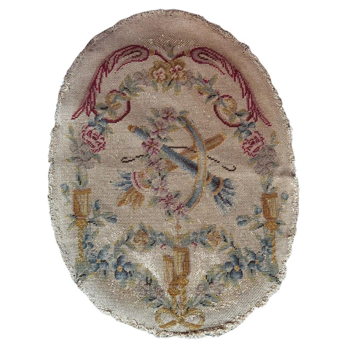 Bobyrug's hübscher antiker französischer Nadelspitze-Stuhlbezug Wandteppich  im Angebot