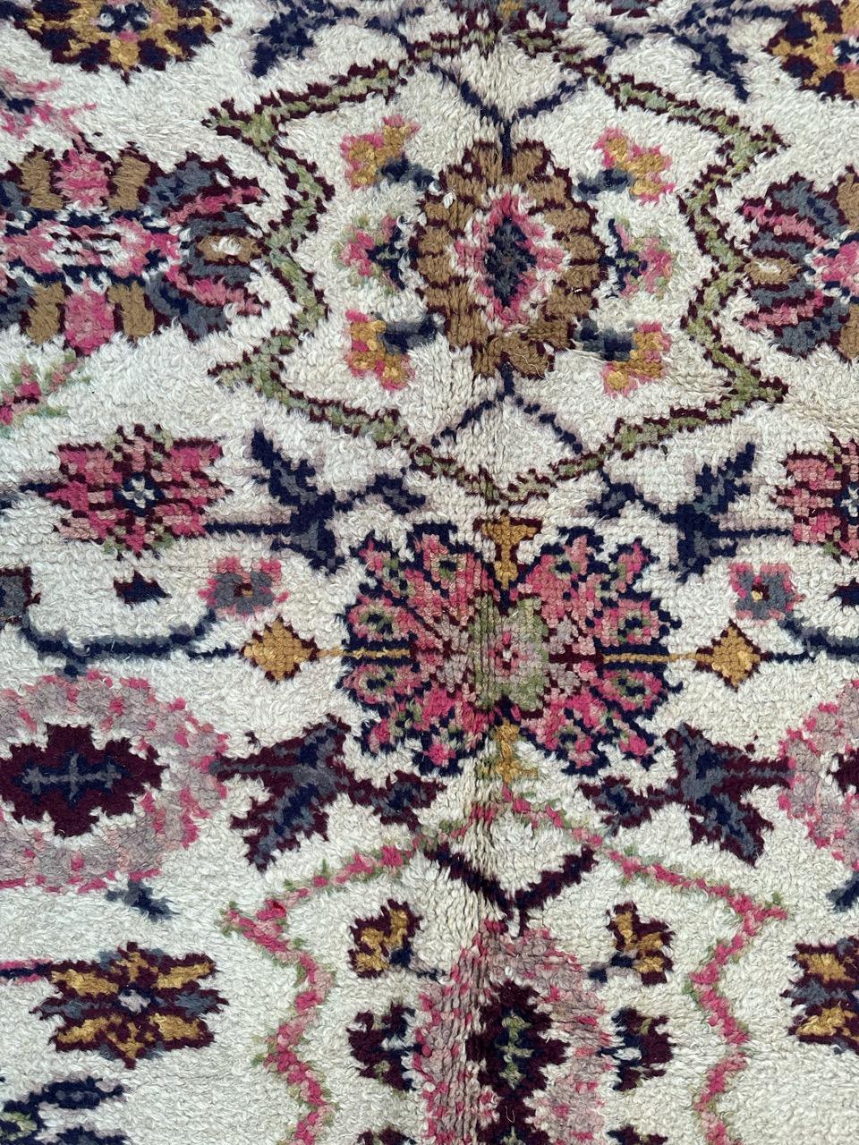 Bobyrug’s pretty antique large Spanish oushak rug In Good Condition For Sale In Saint Ouen, FR