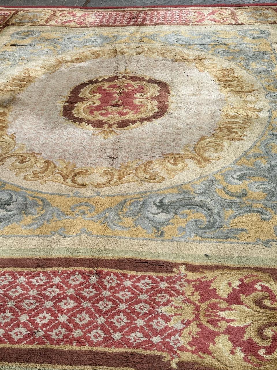 pretty antique large Spanish Savonnerie rug  For Sale 6