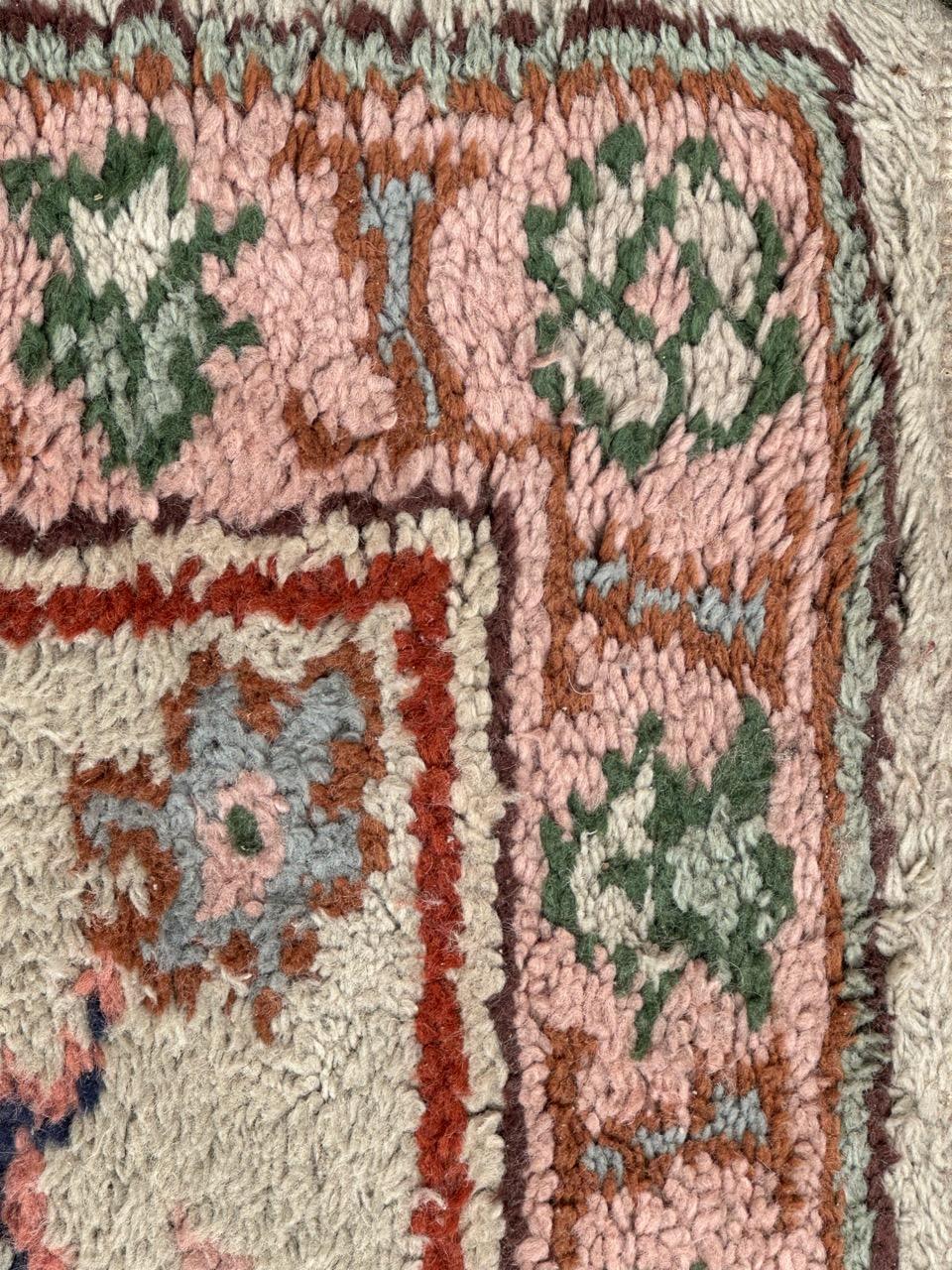 Bobyrug's hübscher antiker marokkanischer Teppich im Oushak-Stil  im Angebot 3