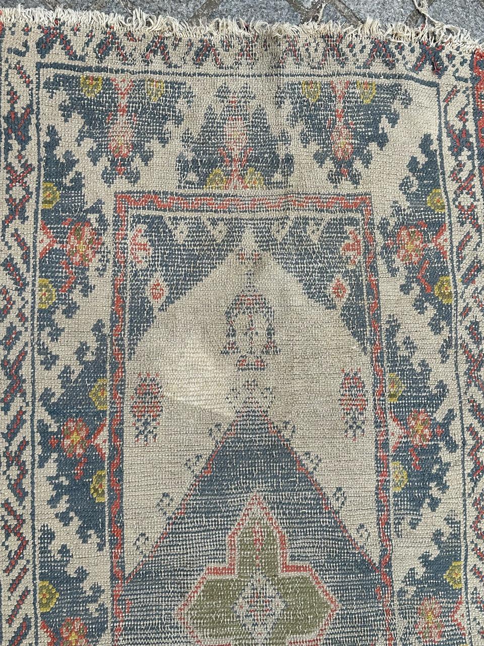 Oushak Bobyrug’s pretty antique small Turkish oushak rug  For Sale