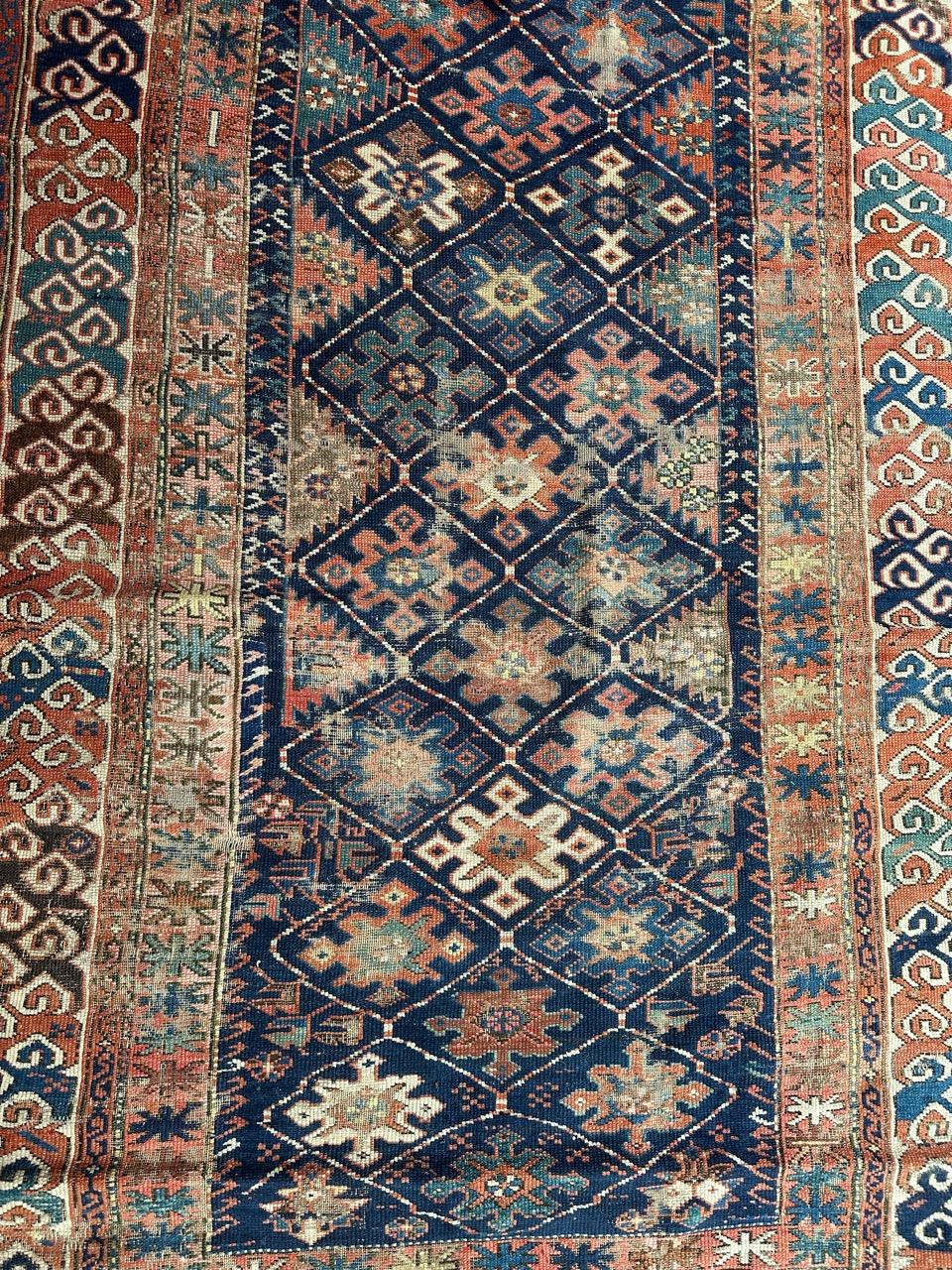 Bobyrug’s pretty late 19th century Caucasian shirvan rug In Fair Condition For Sale In Saint Ouen, FR