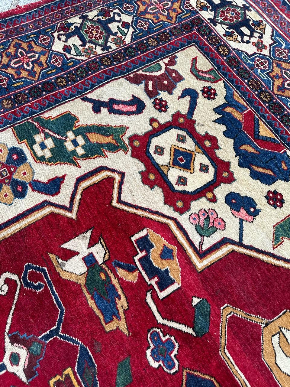Bobyrugs hübscher Aserbaidschan-Teppich aus der Mitte des Jahrhunderts im Angebot 11