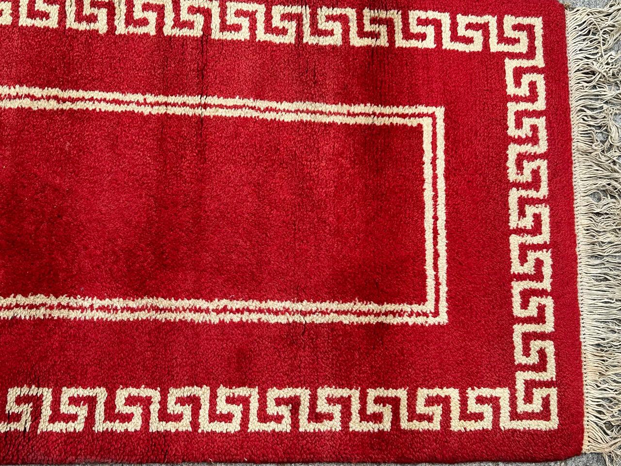 Bobyrugs hübscher französischer Art-déco-Teppich aus der Mitte des Jahrhunderts  (Art déco) im Angebot