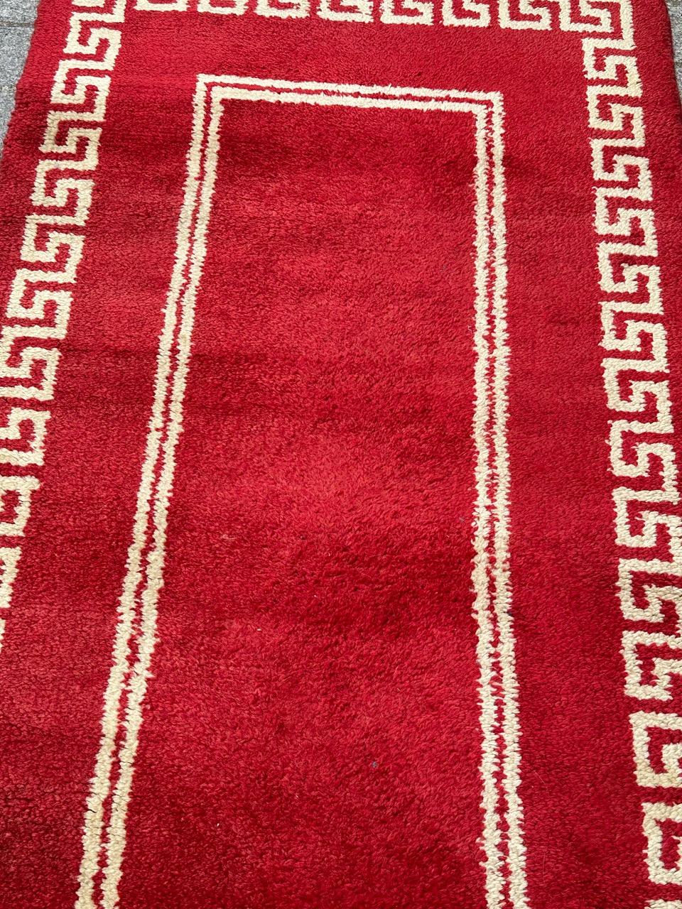Bobyrugs hübscher französischer Art-déco-Teppich aus der Mitte des Jahrhunderts  (Wolle) im Angebot