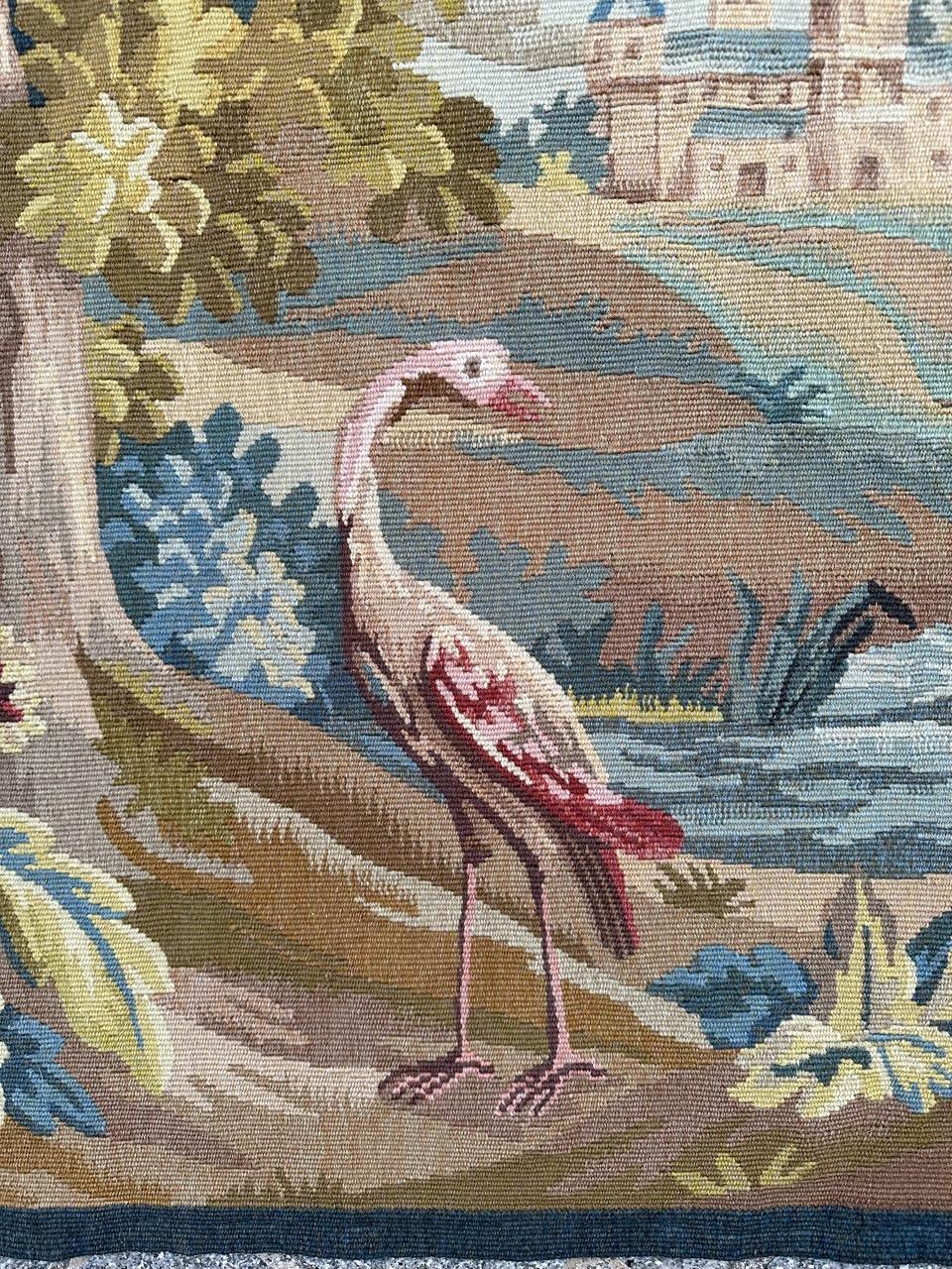 Tissé à la main La jolie tapisserie d'Aubusson du milieu du siècle de Bobyrug  en vente
