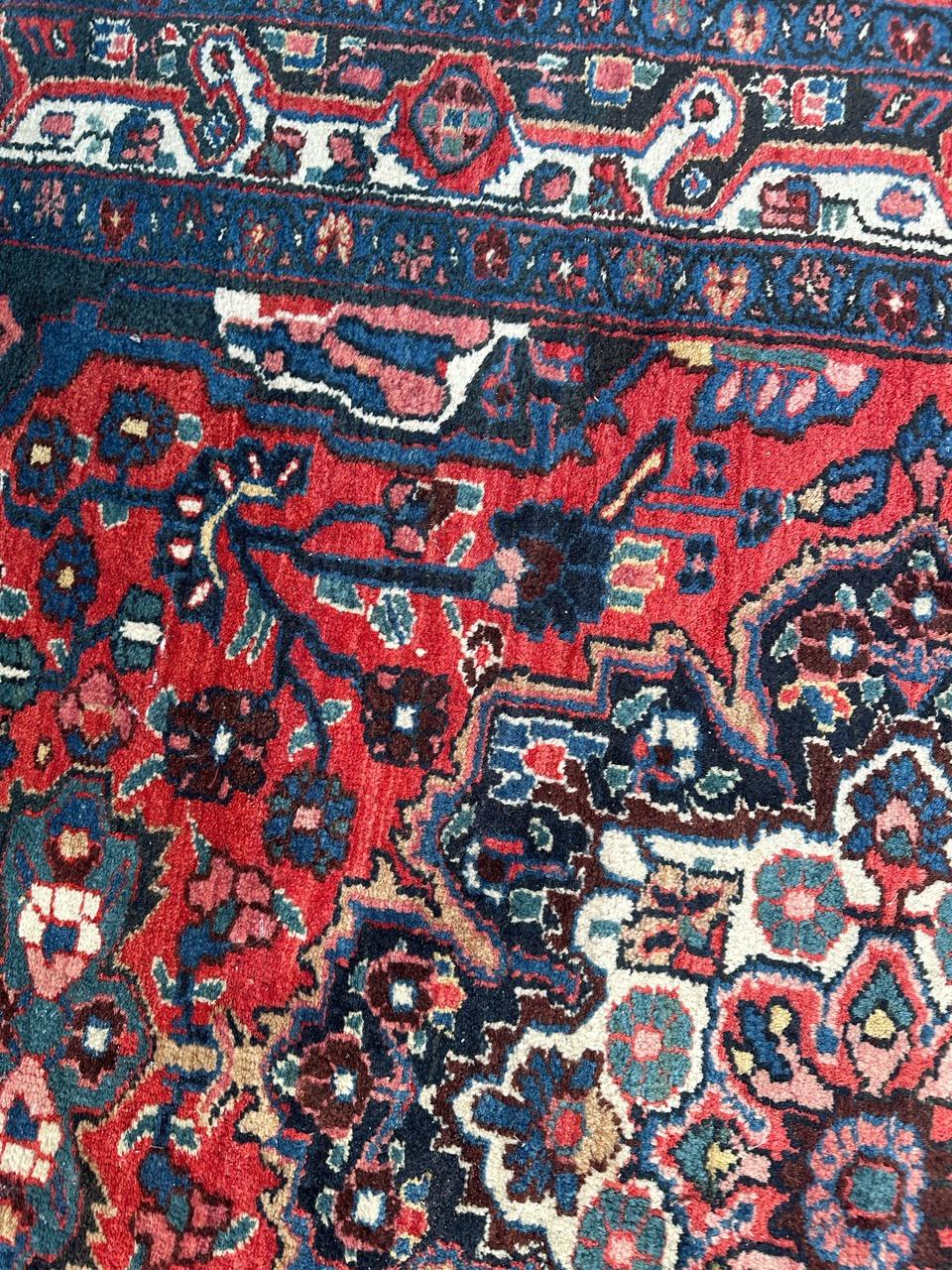 Bobyrug’s pretty mid century Kurdish rug  In Good Condition For Sale In Saint Ouen, FR