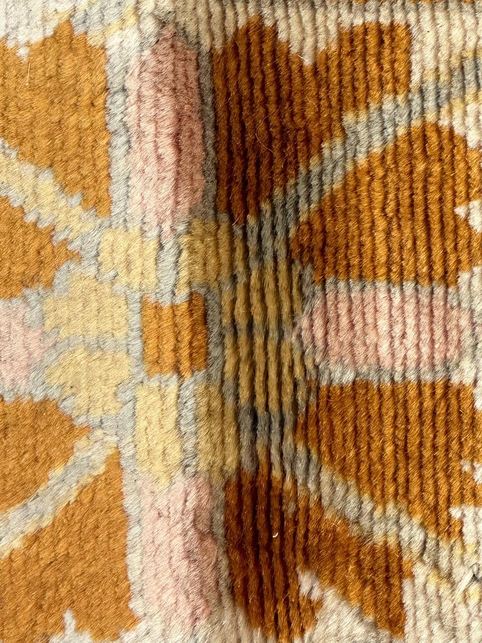 Wool Bobyrug’s pretty mid century Oushak style rug For Sale