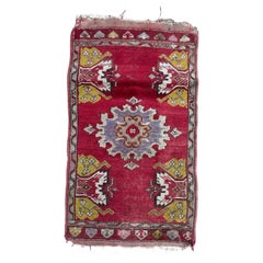 Bobyrugs hübscher türkischer Yastik-Teppich aus der Mitte des Jahrhunderts