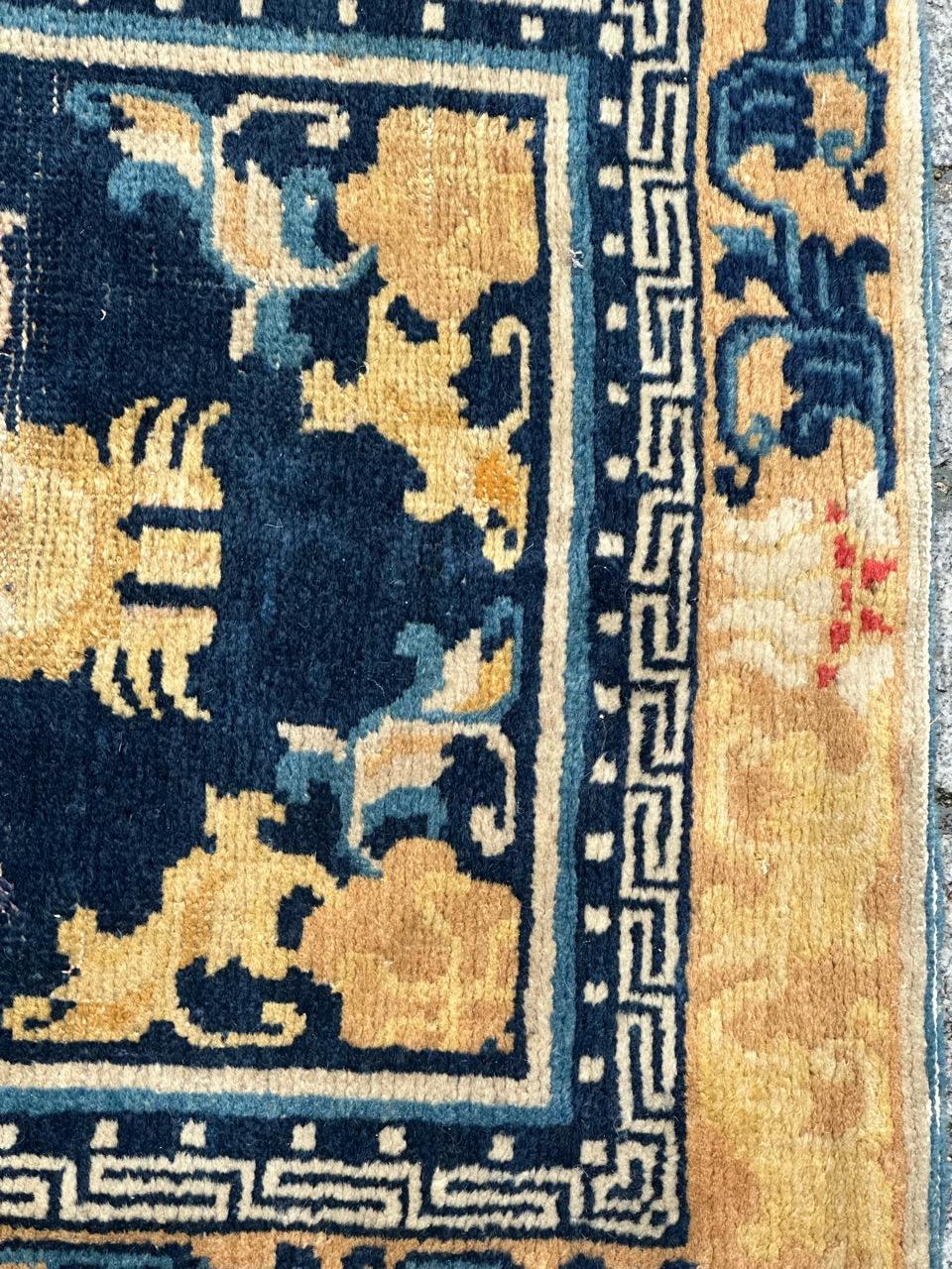 Bobyrugs ziemlich seltener antiker chinesischer Teppich (Handgeknüpft) im Angebot