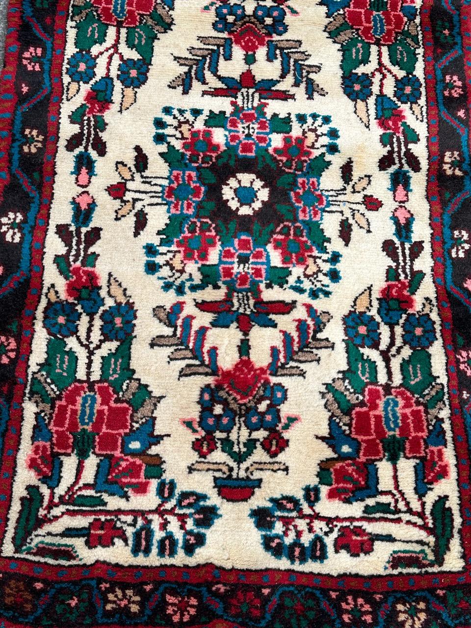 pretty small vintage Hamadan rug  For Sale 2