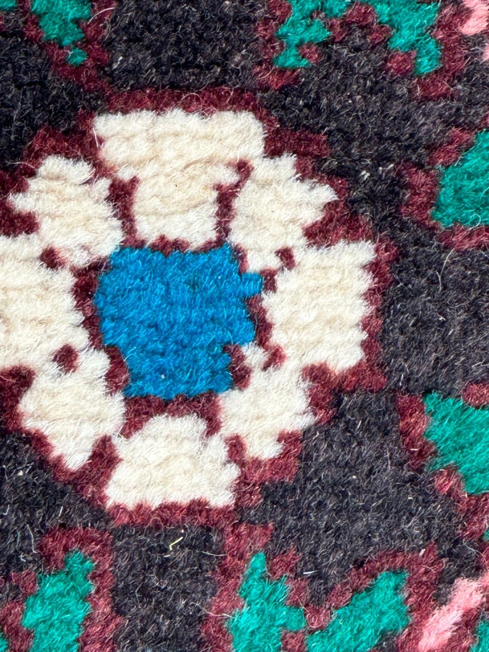 pretty small vintage Hamadan rug  For Sale 9