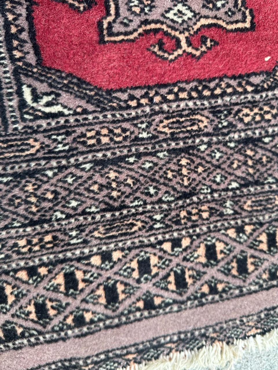 Petit tapis pakistanais vintage en vente 2