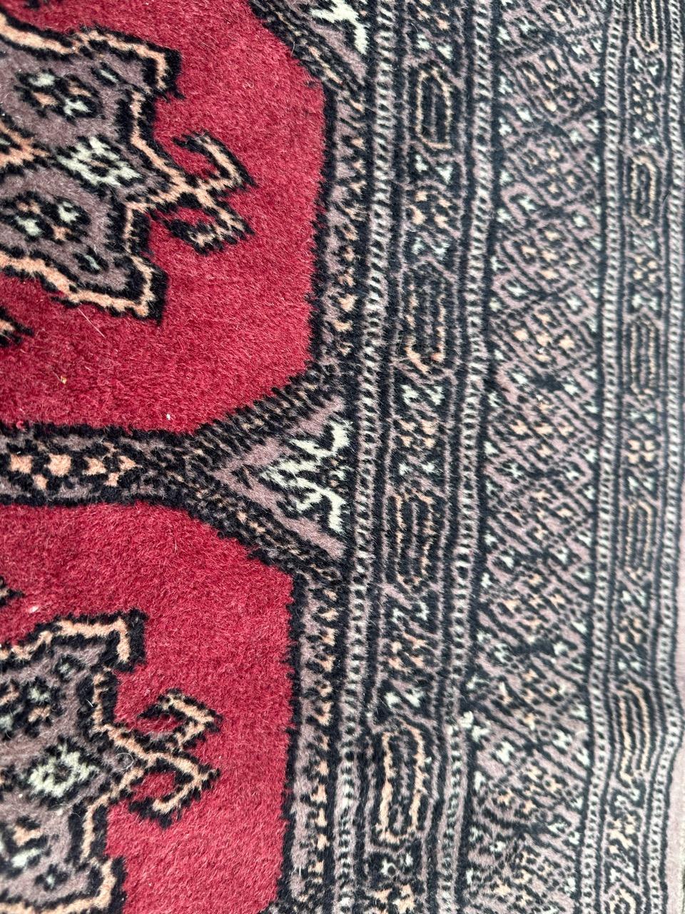 Petit tapis pakistanais vintage en vente 4