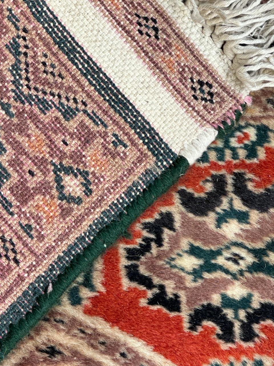 Bobyrug’s pretty small vintage Pakistani rug For Sale 6