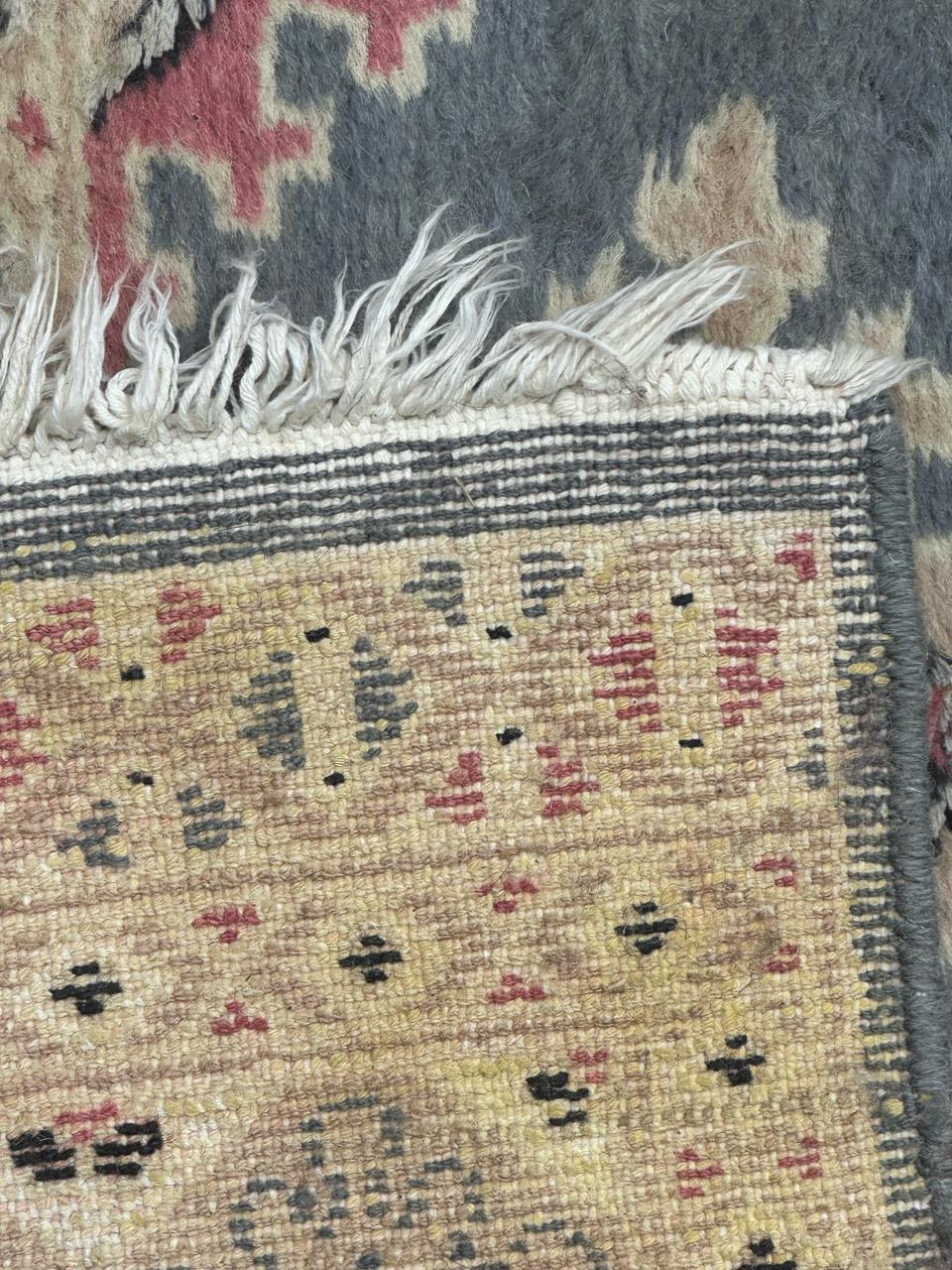  pretty small vintage Pakistani rug For Sale 9