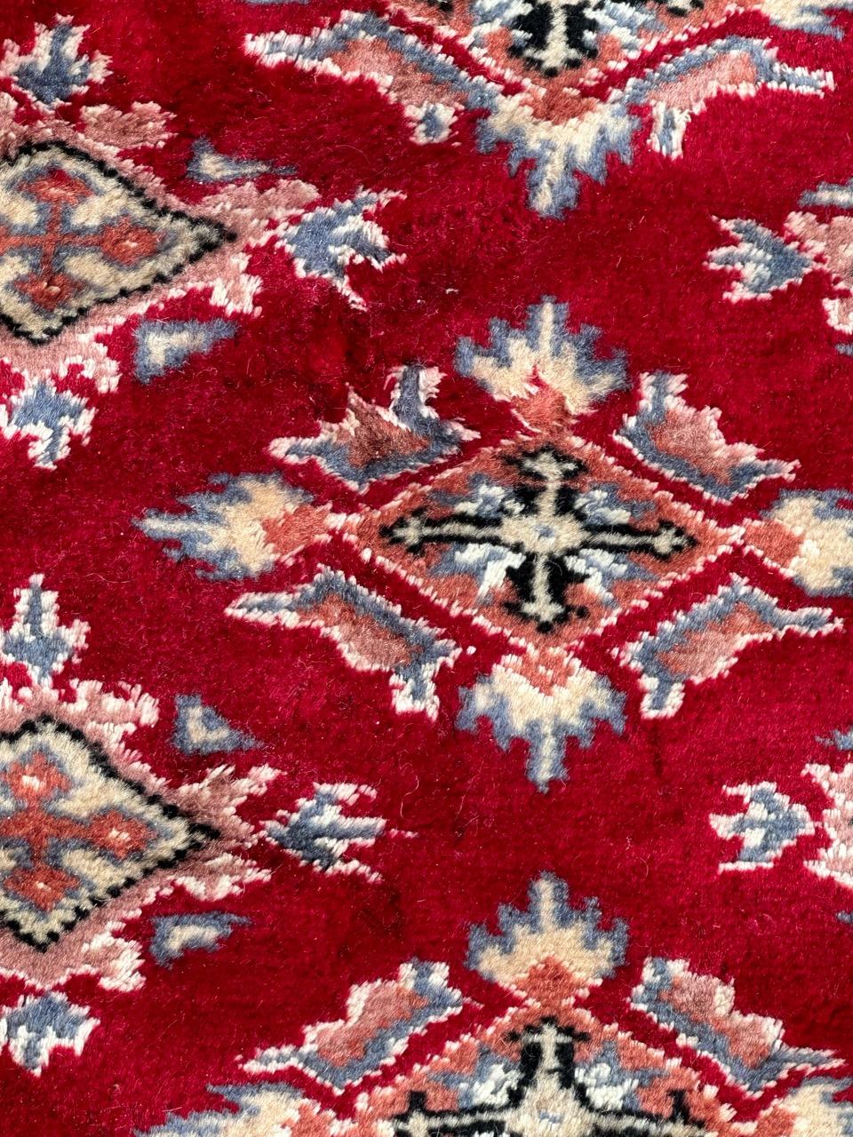 Laine Petit tapis pakistanais vintage en vente