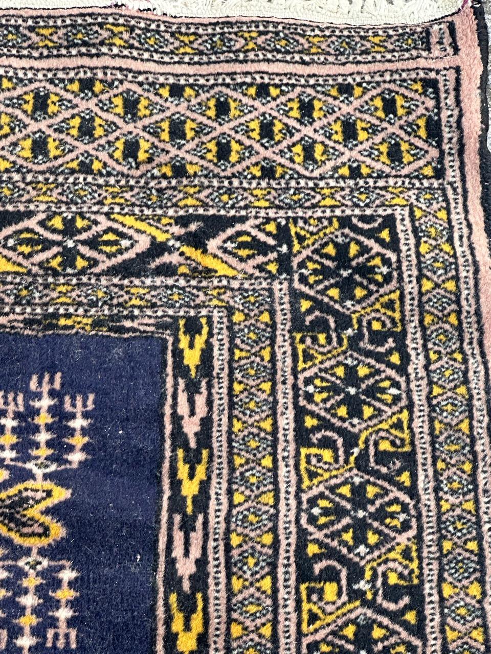 pretty small vintage Pakistani rug 2